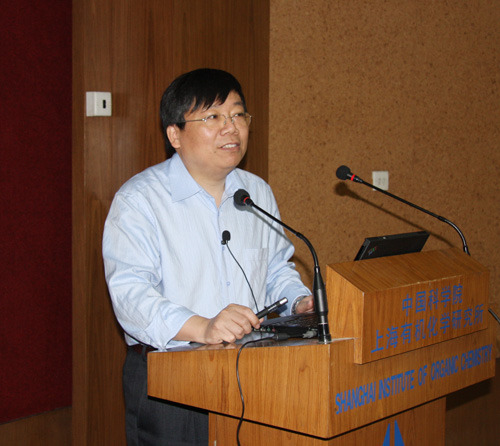 上海有机所邀请刘鸣华研究员作交叉学科讲座