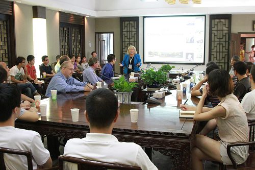 美国康宁公司代表访问上海光机所