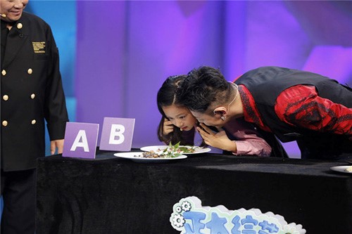 物理所助力央视打造科学类节目《正大综艺·脑