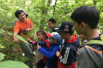 沈阳生态所清原站开展体验生物的奥秘研学营