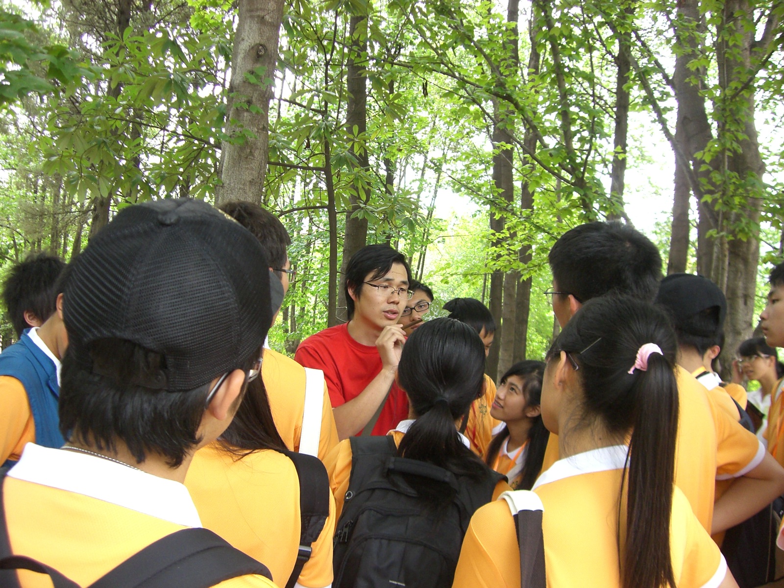 澳门学生夏令营在昆明植物所开展科普活动
