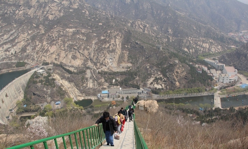 国家空间科学中心举办青龙峡登山活动 倡导生