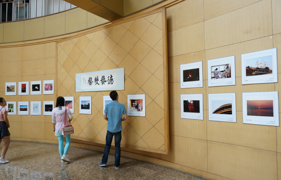 沈阳自动化所举办纪念建国65周年书画摄影作