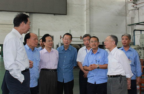 科学与中国院士专家巡讲团走进贵州