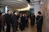 与会代表参观国家动物博物馆