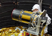 微纳卫星数字超分辨率光学相机