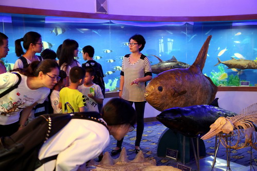 南海海洋所在科普基地开展参观活动.jpg