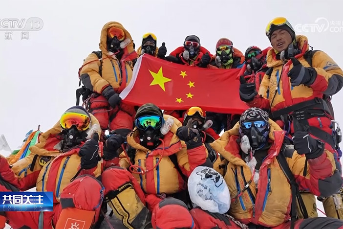 【共同关注】2023“巅峰使命”珠峰科考 登顶科考队顺利回撤到6500米营地