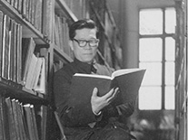 1988年，陈能宽院士查阅资料