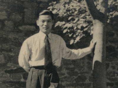 1948年，严东生在伊利诺伊大学香槟分校