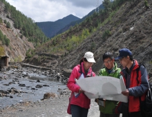 2015.4川藏铁路经过的米西沟滑坡考察